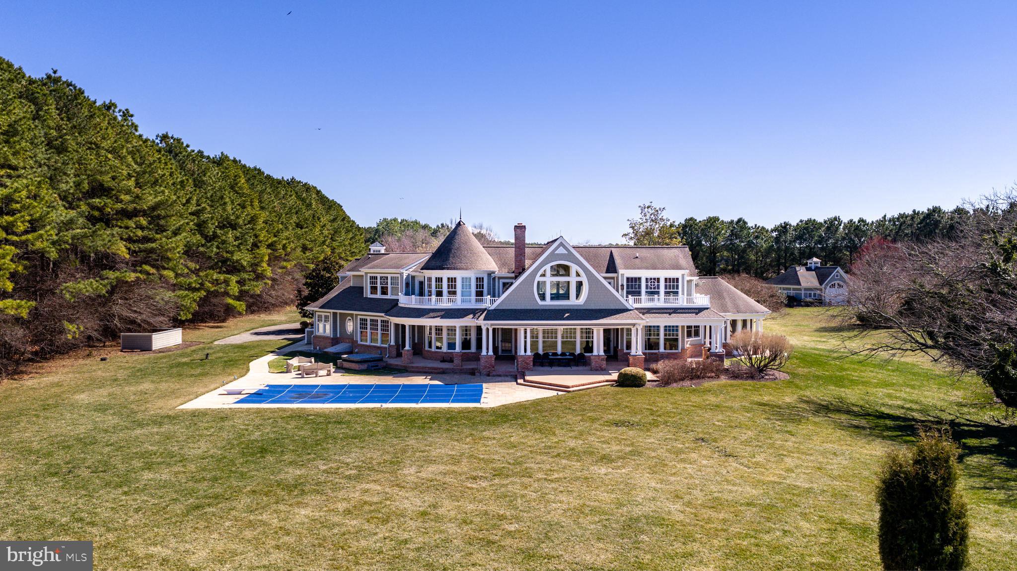 ISLAND CREEK NECK - Residential