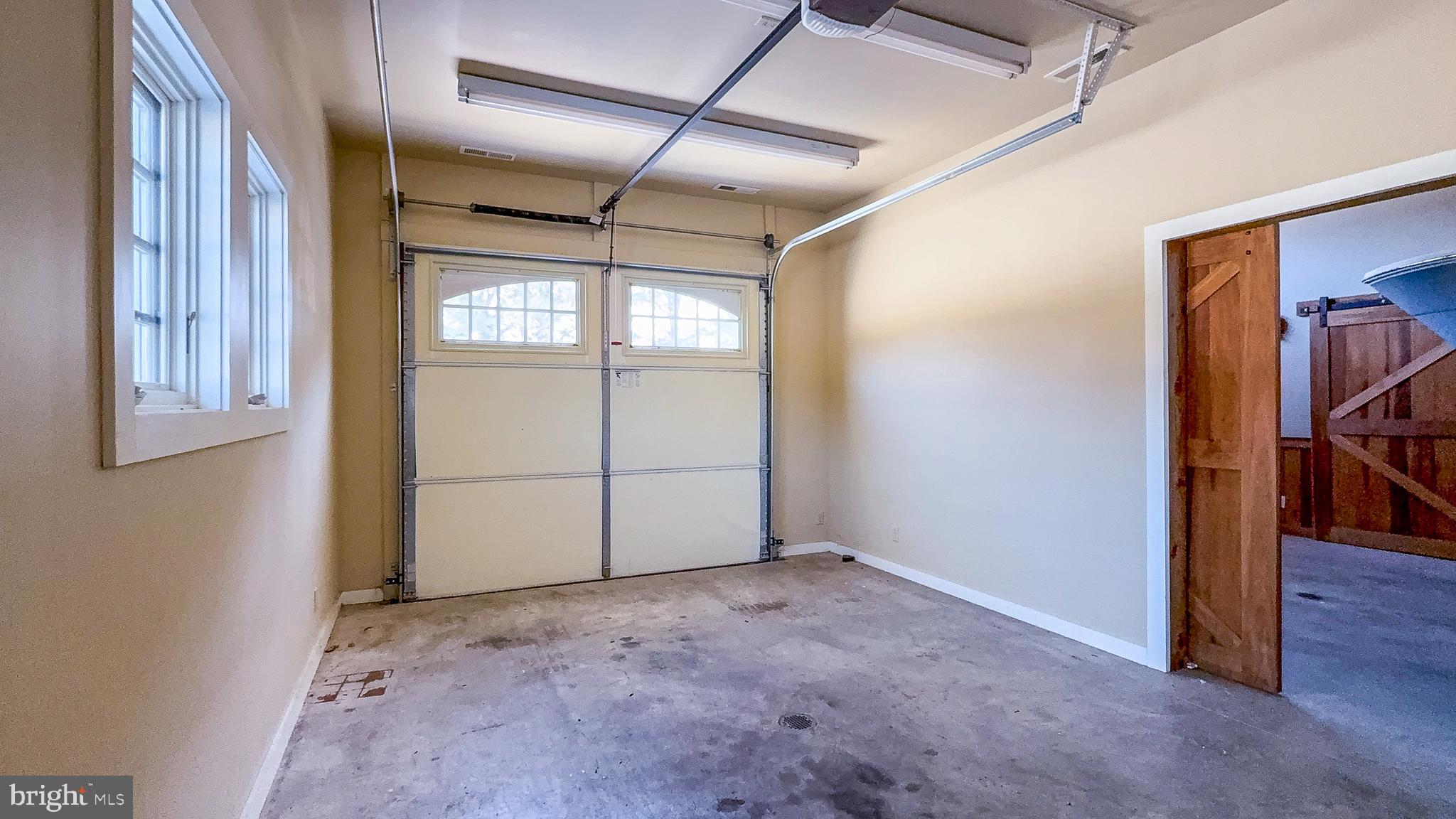 ISLAND CREEK NECK - Residential