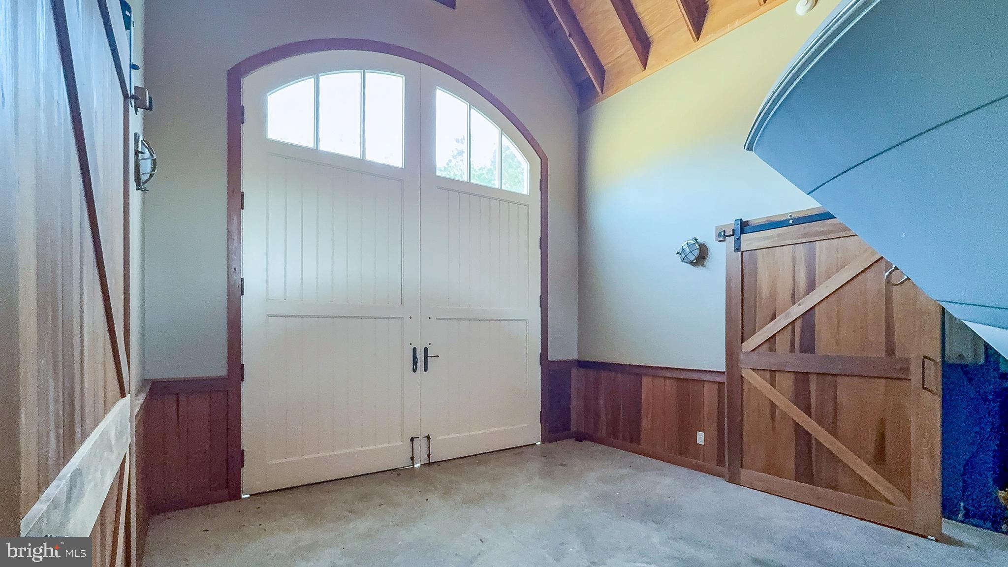 ISLAND CREEK NECK - Residential