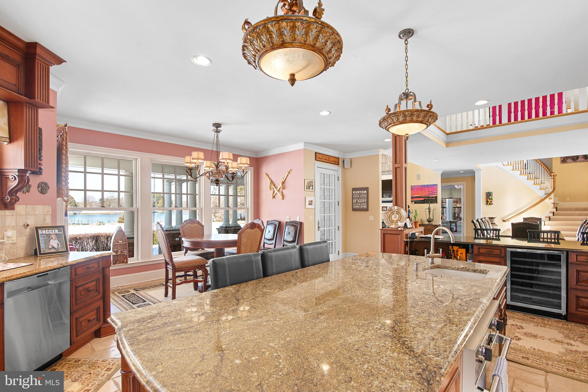 ISLAND CREEK NECK - Residential