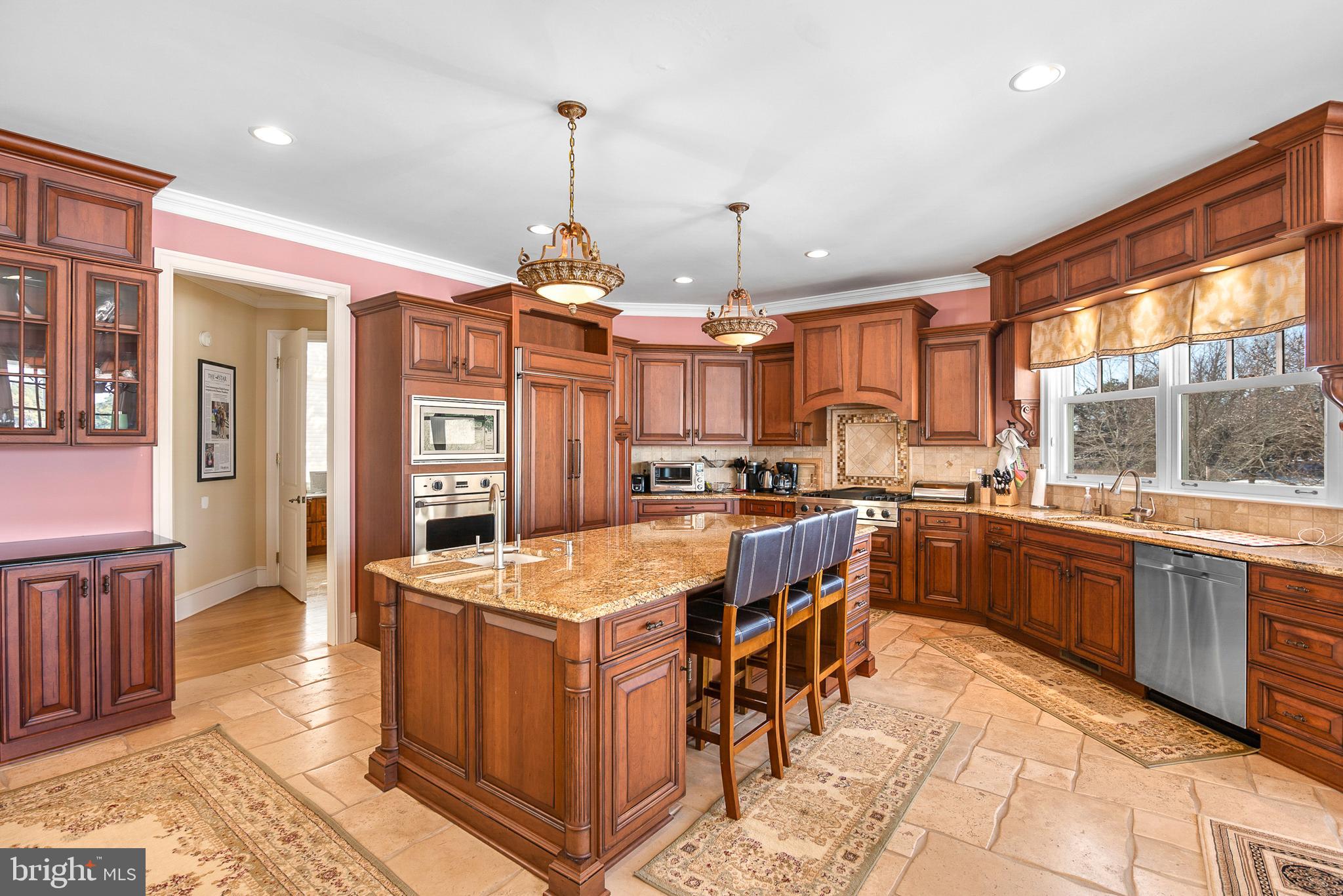 ISLAND CREEK NECK - Residential