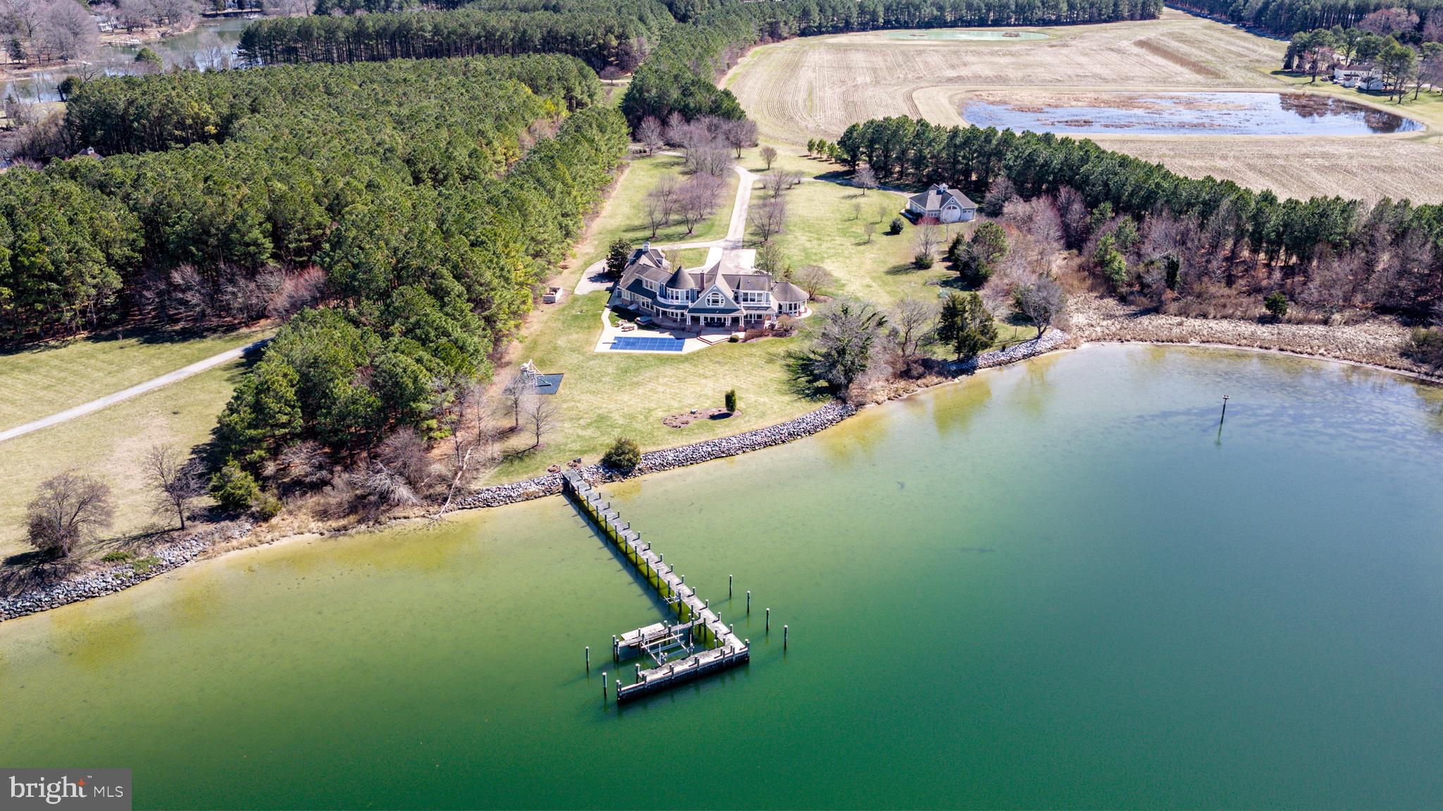 ISLAND CREEK NECK - Residential