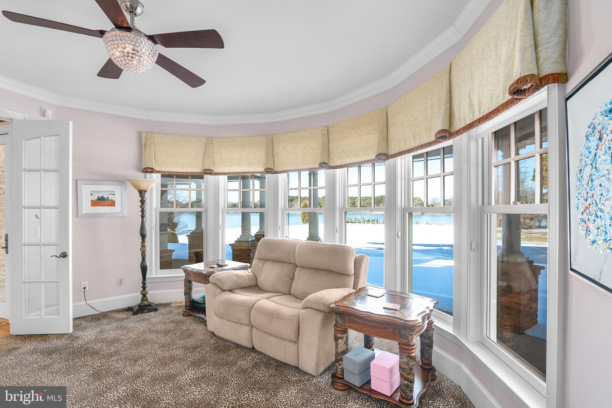 ISLAND CREEK NECK - Residential