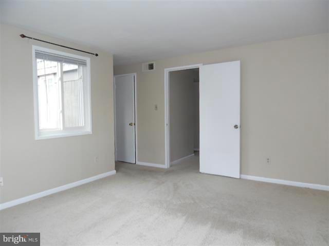 STEDWICK TOWNHOUSES - Residential