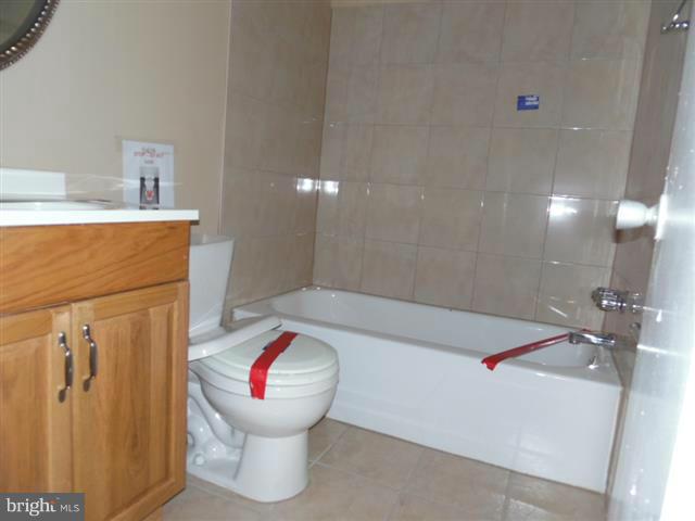 STEDWICK TOWNHOUSES - Residential