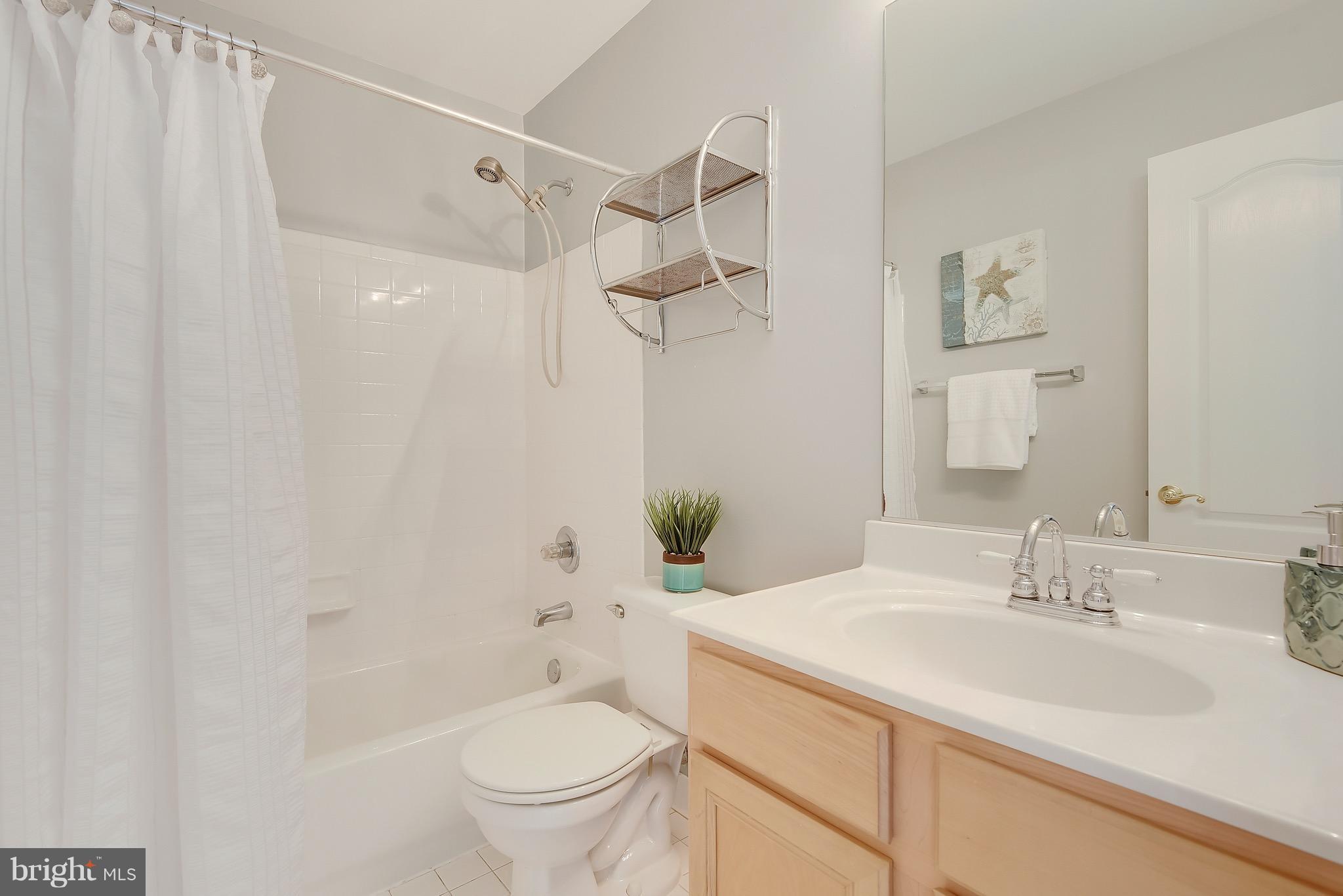 PT ROCKVILLE TWN RES 3 - Residential