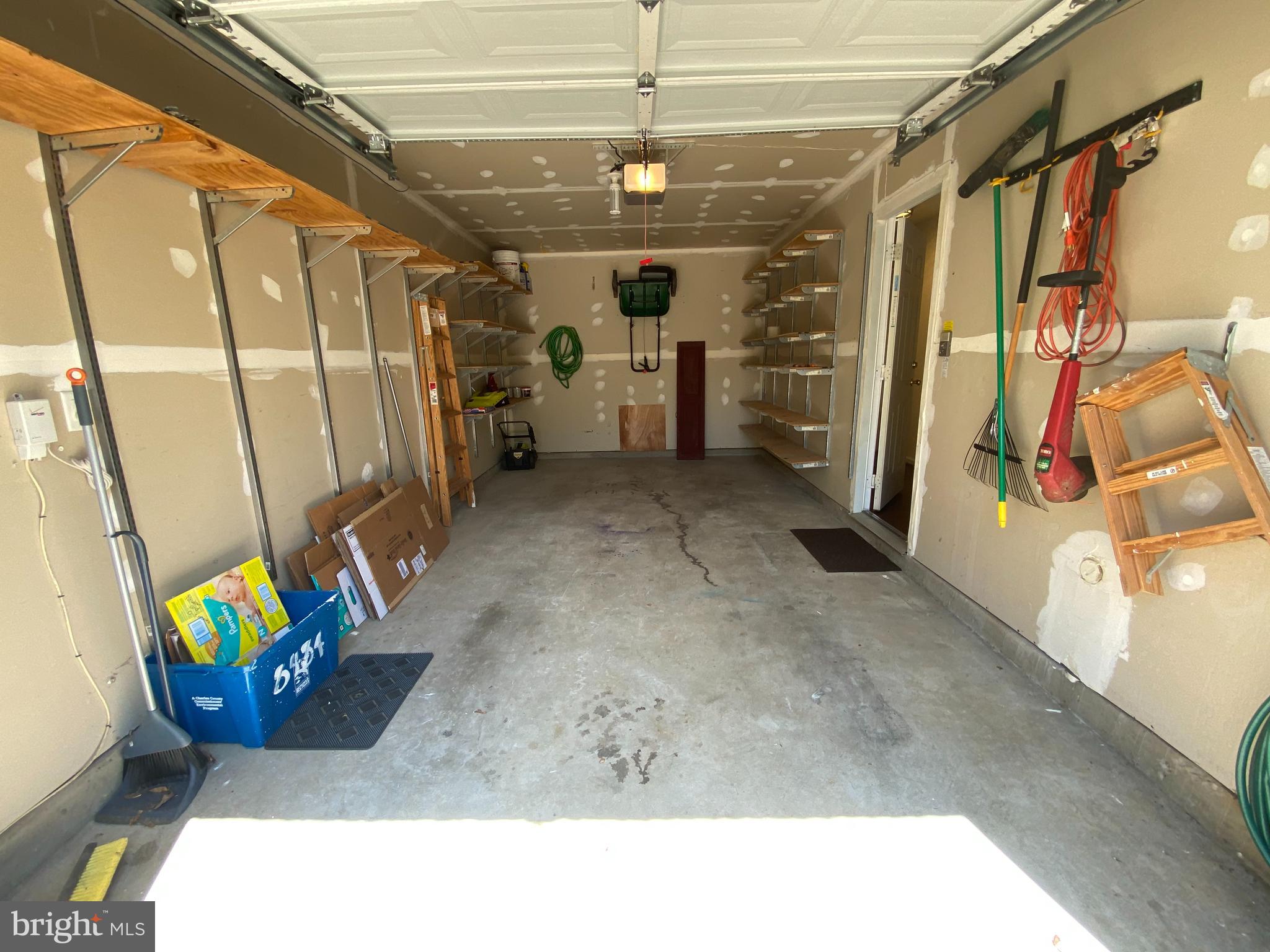 KINGSVIEW SUB - Residential Lease