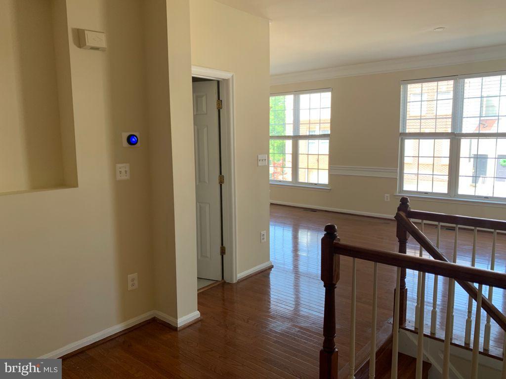 POTOMAC LAKES - Residential Lease