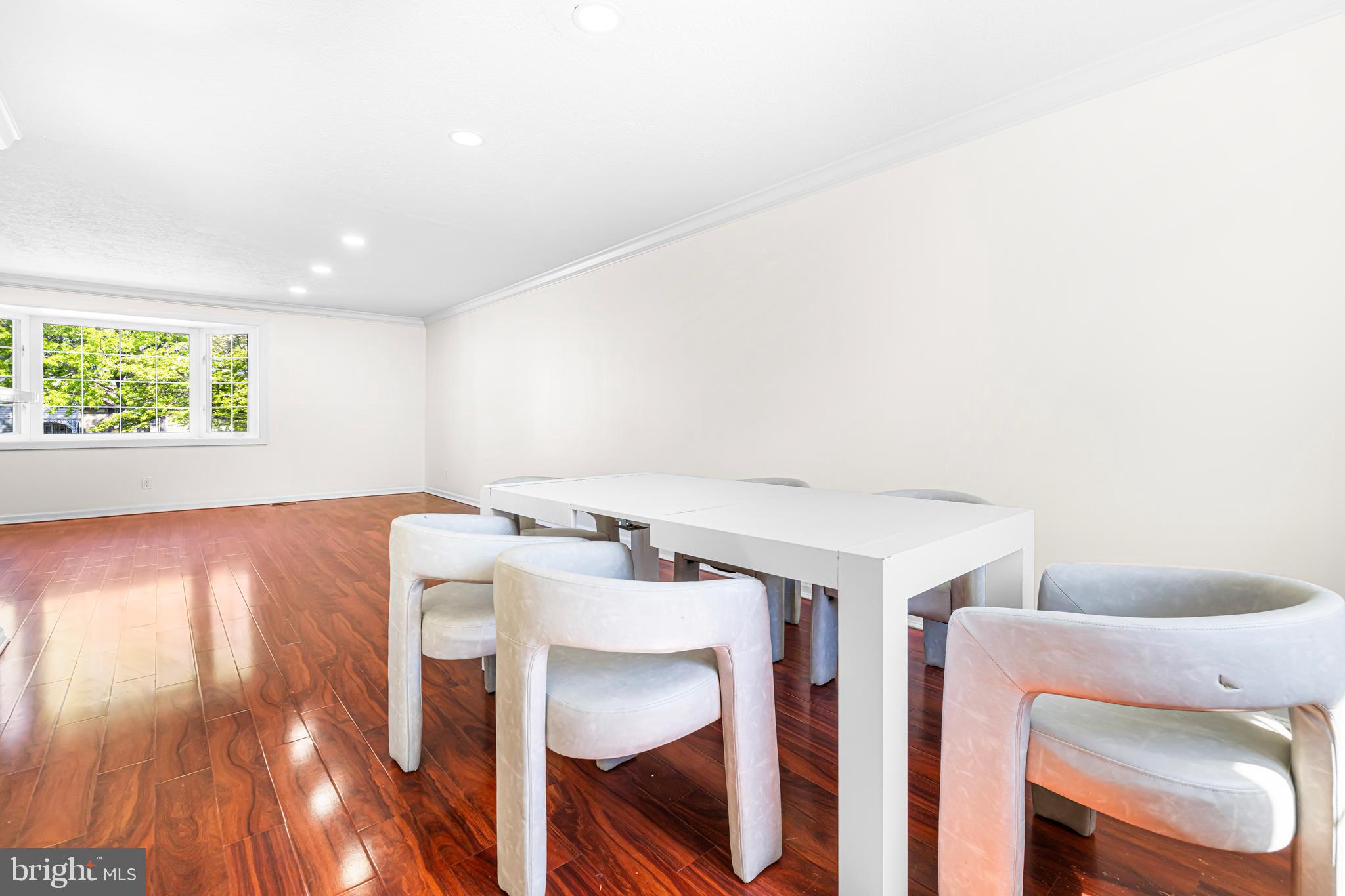 SOMERTON - Residential