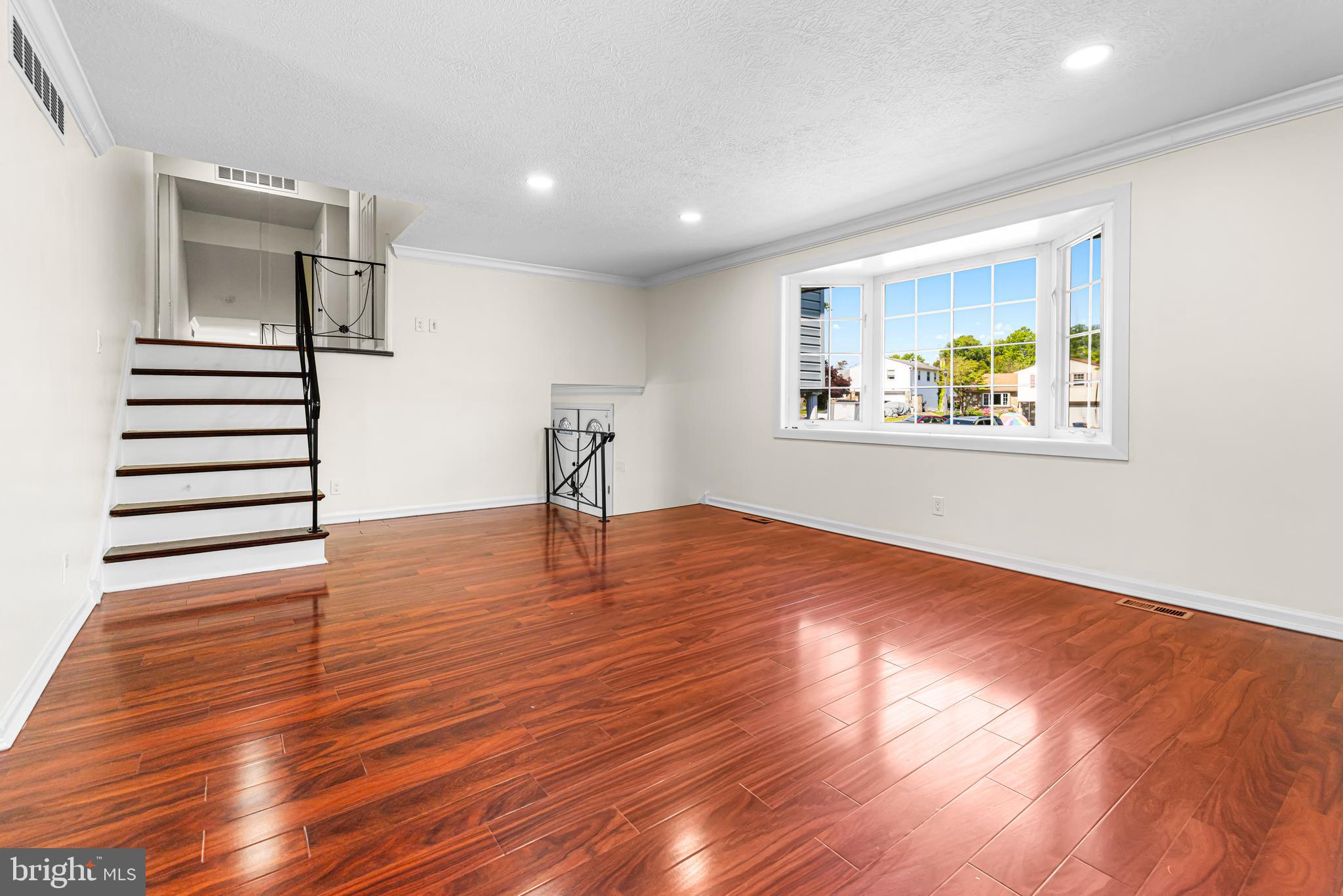 SOMERTON - Residential