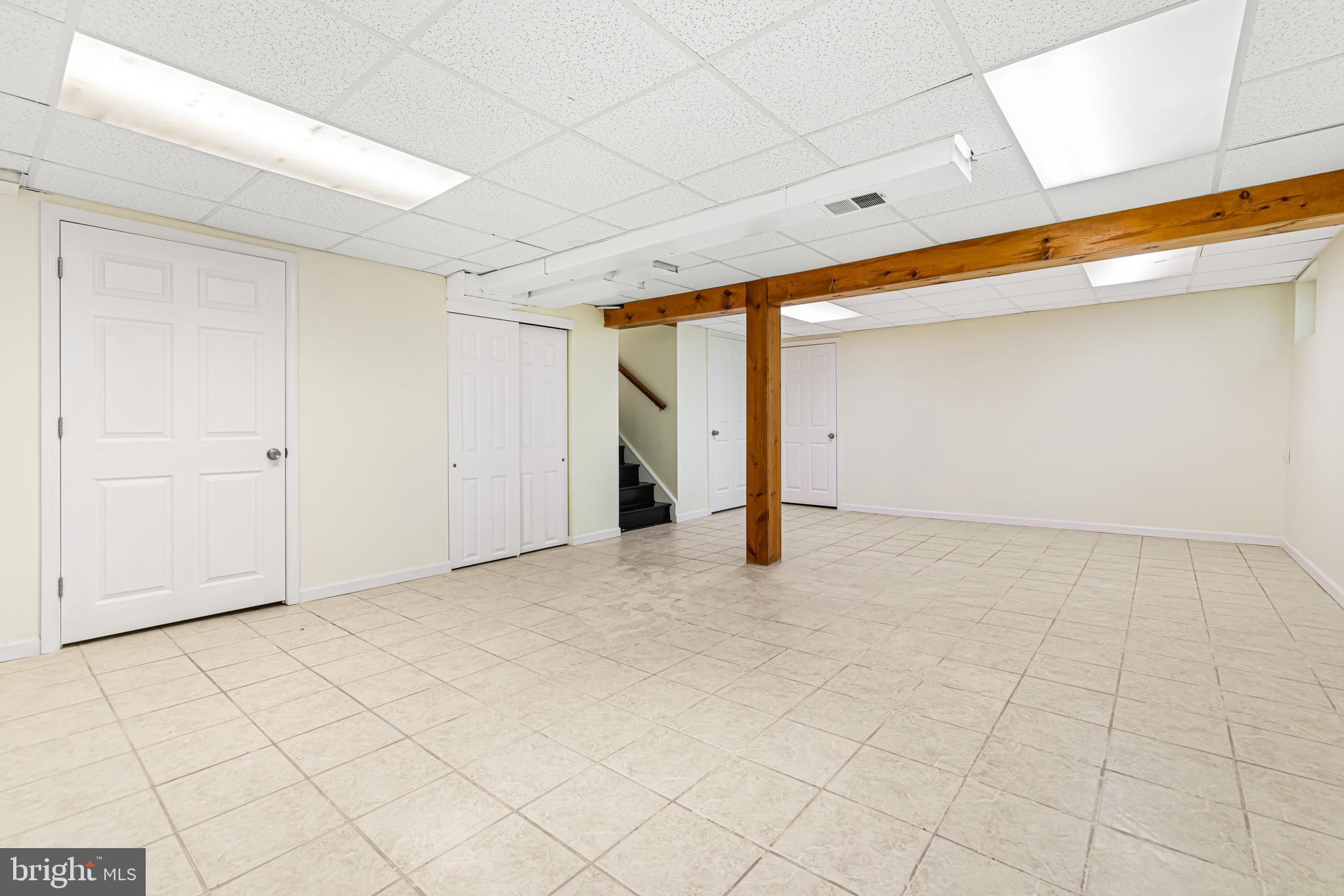SOMERTON - Residential