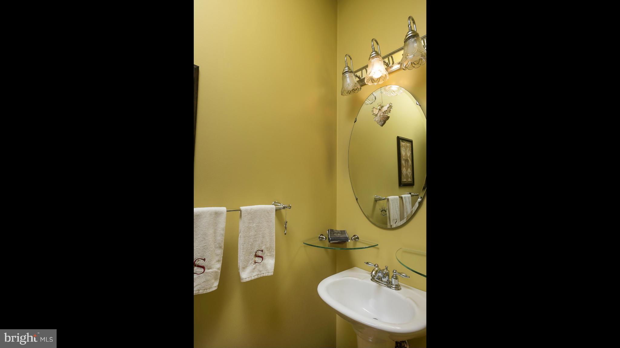 HEARTHSTONE AT ELLICOTT MILLS - Residential