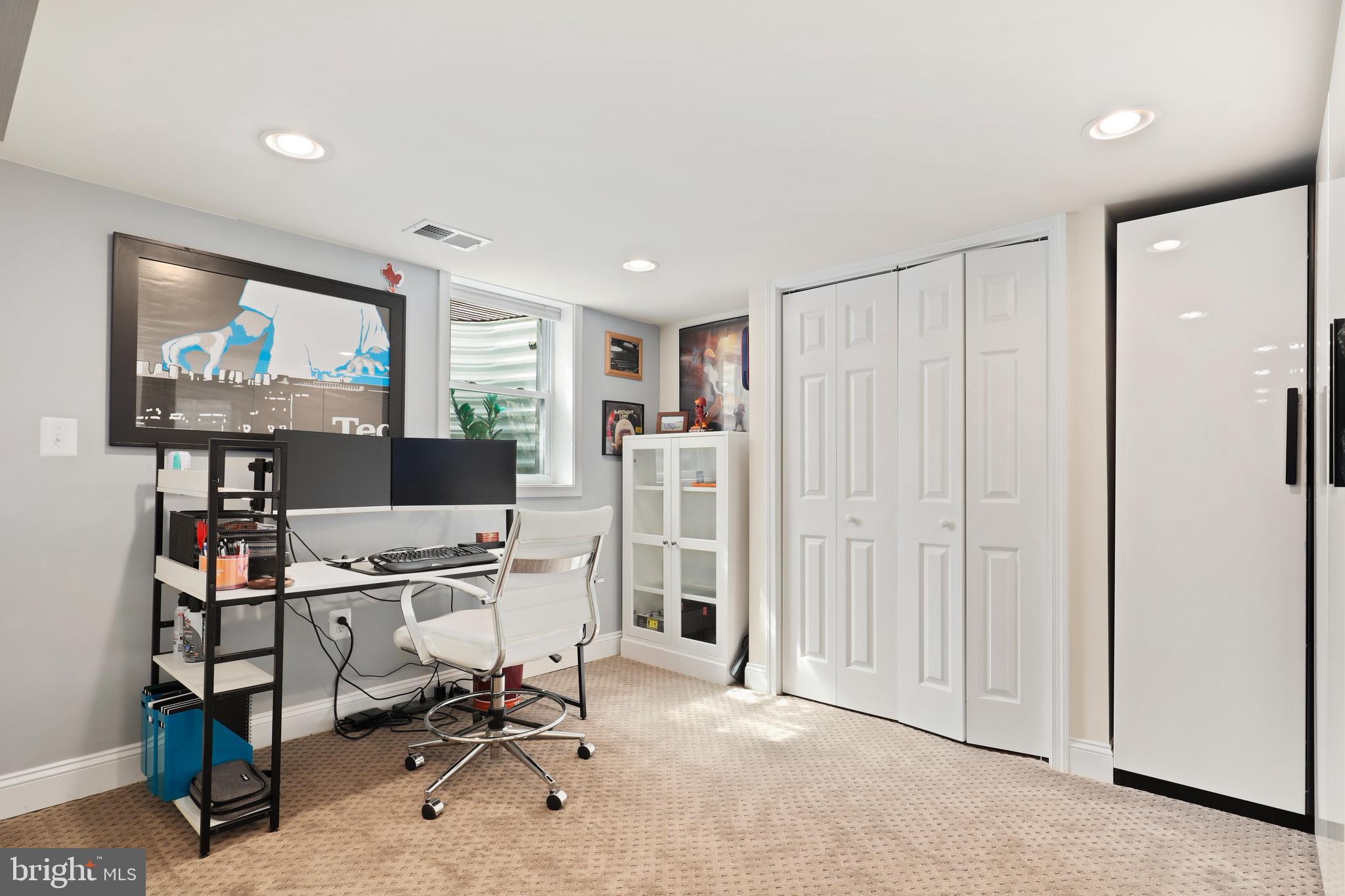 TYLER PARK - Residential