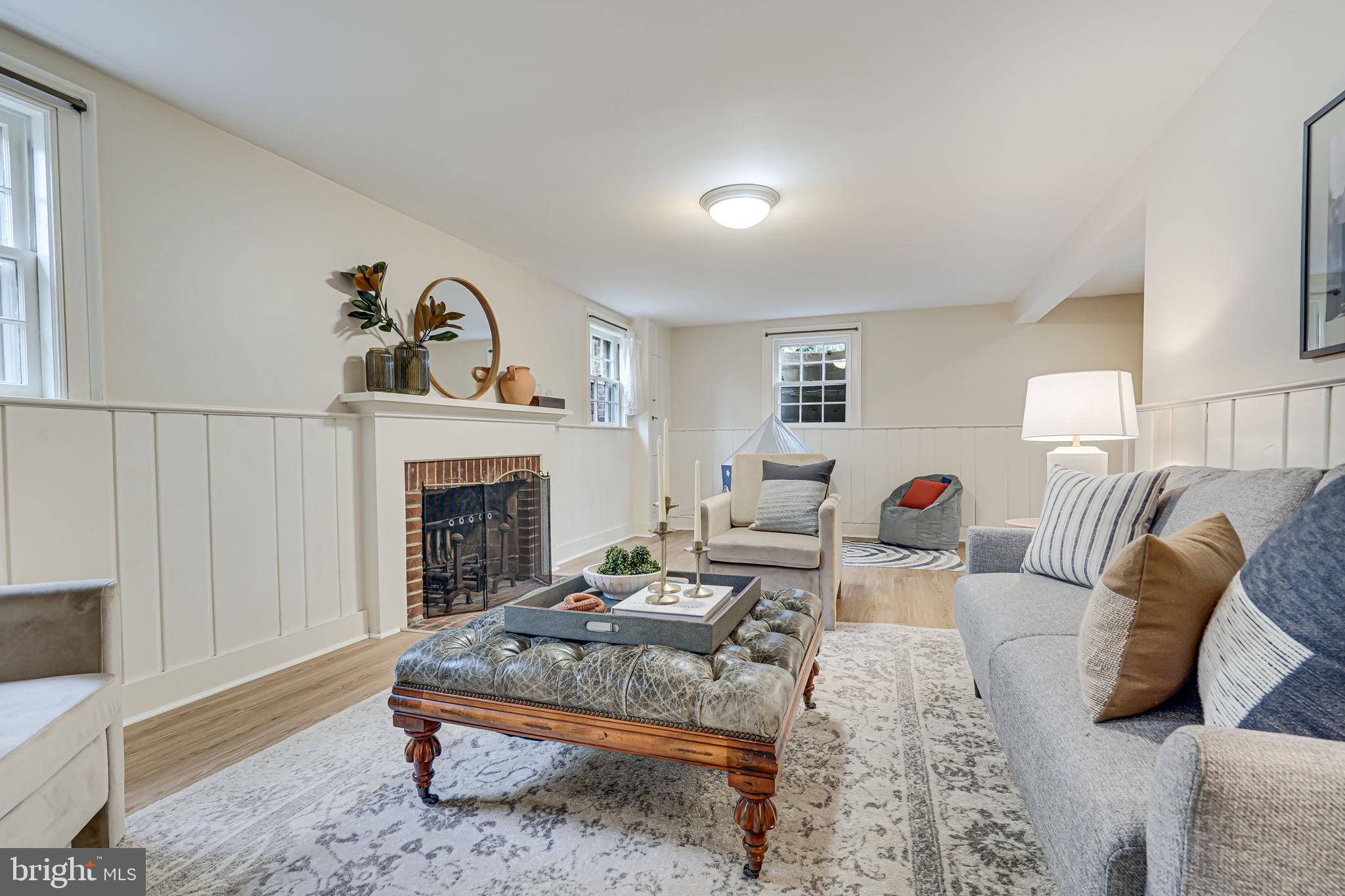 WESTMORELAND HILLS - Residential