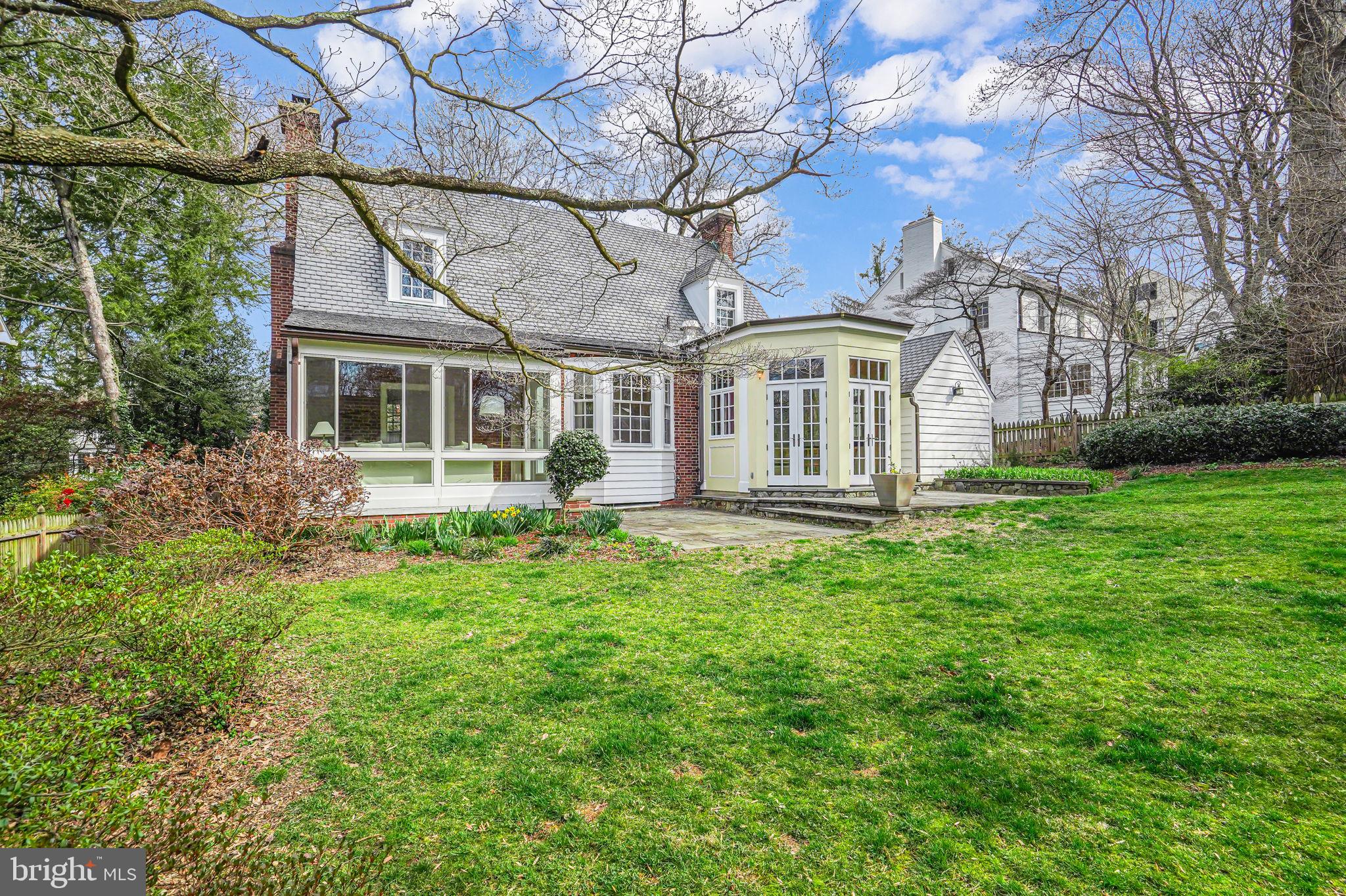 WESTMORELAND HILLS - Residential