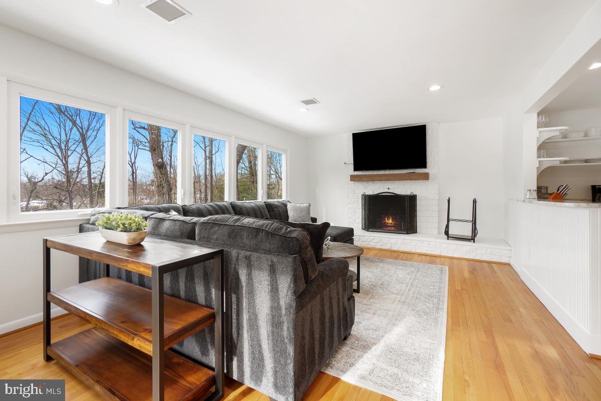 BYWATER ESTATES - Residential