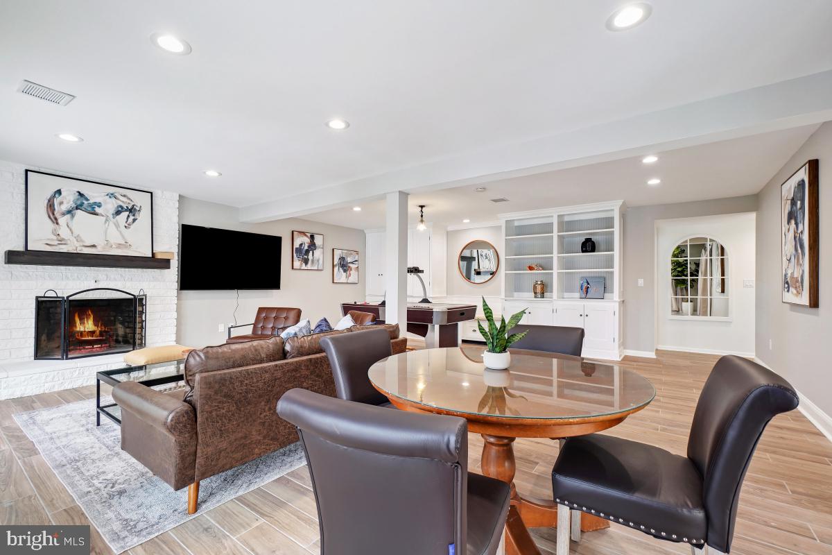 BYWATER ESTATES - Residential