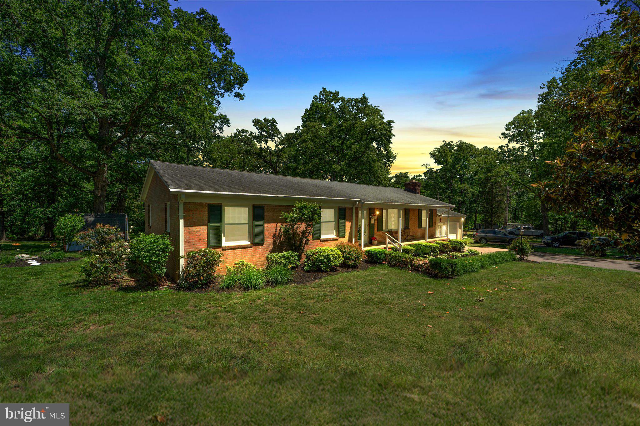 5715 ARTEMUS ROAD