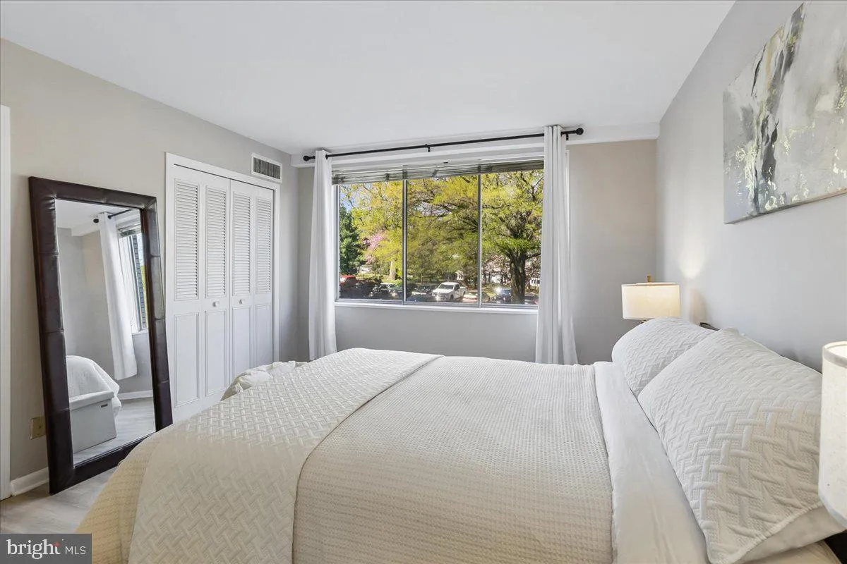 Additional image 59 of 4977 Battery Lane Unit 1-211, Bethesda, MD 20814