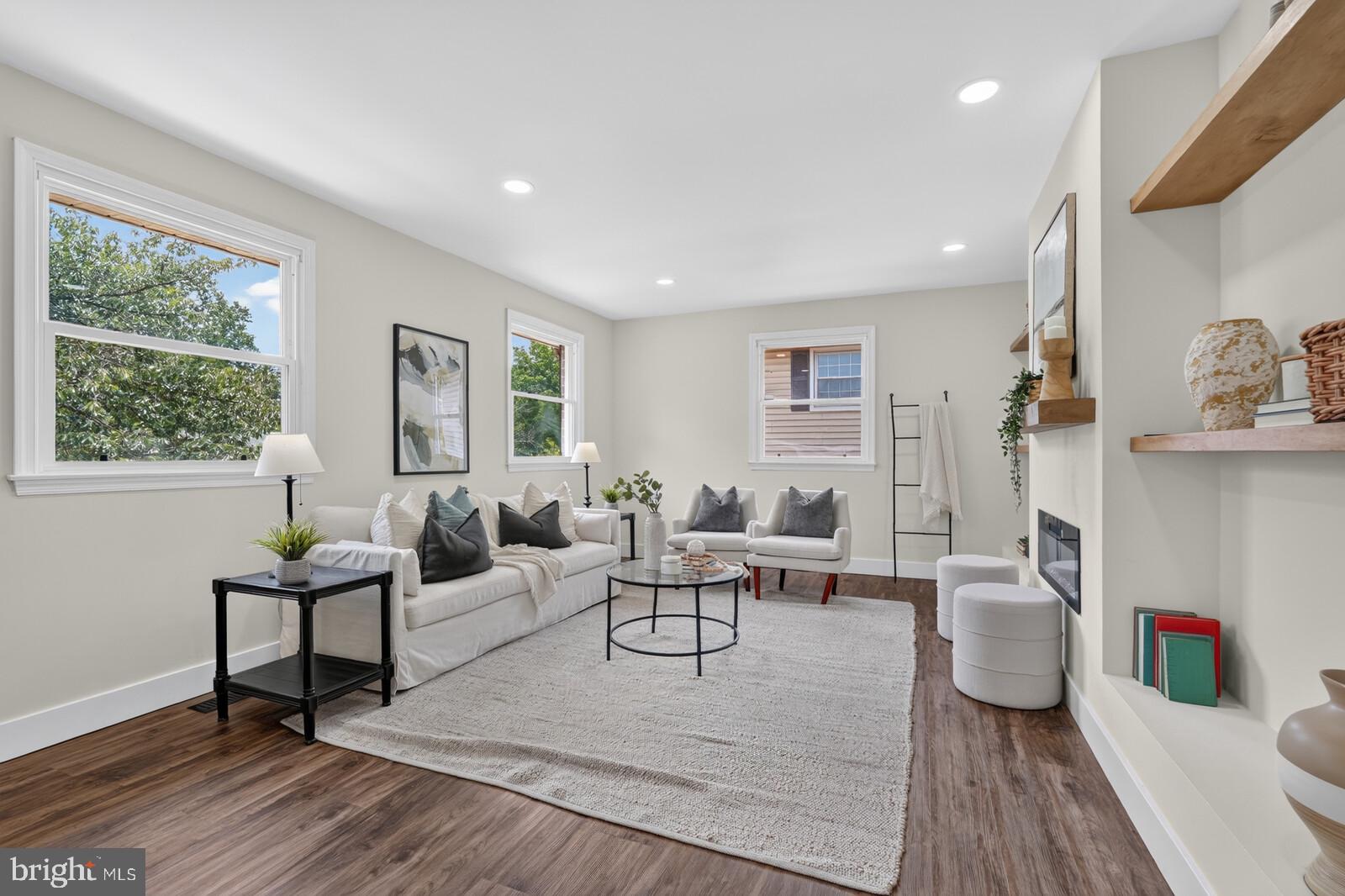 10914 LAYTON STREET