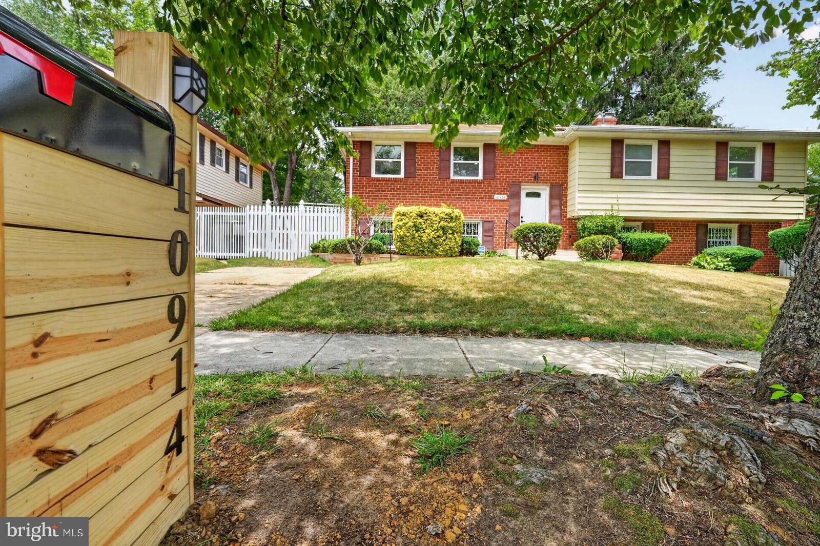 10914 LAYTON STREET