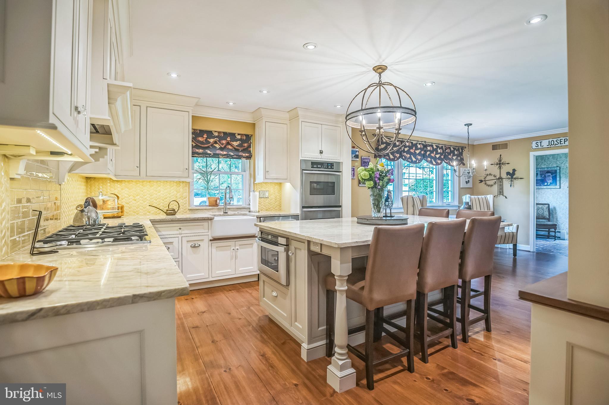 MILITIA HILL - Residential