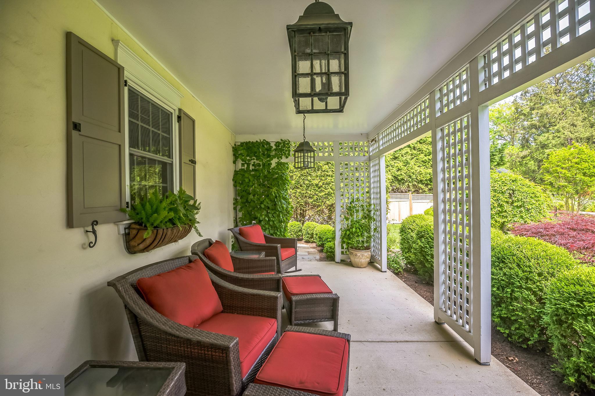 MILITIA HILL - Residential