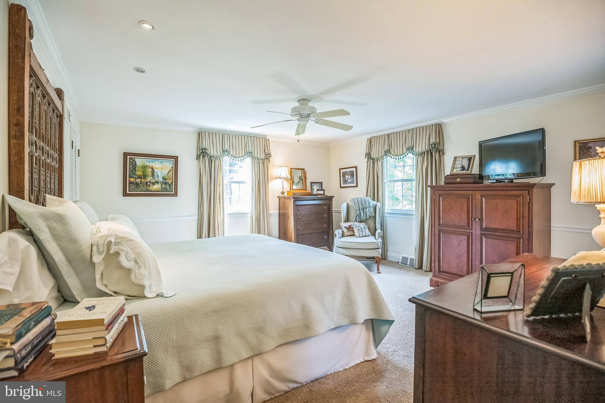 MILITIA HILL - Residential