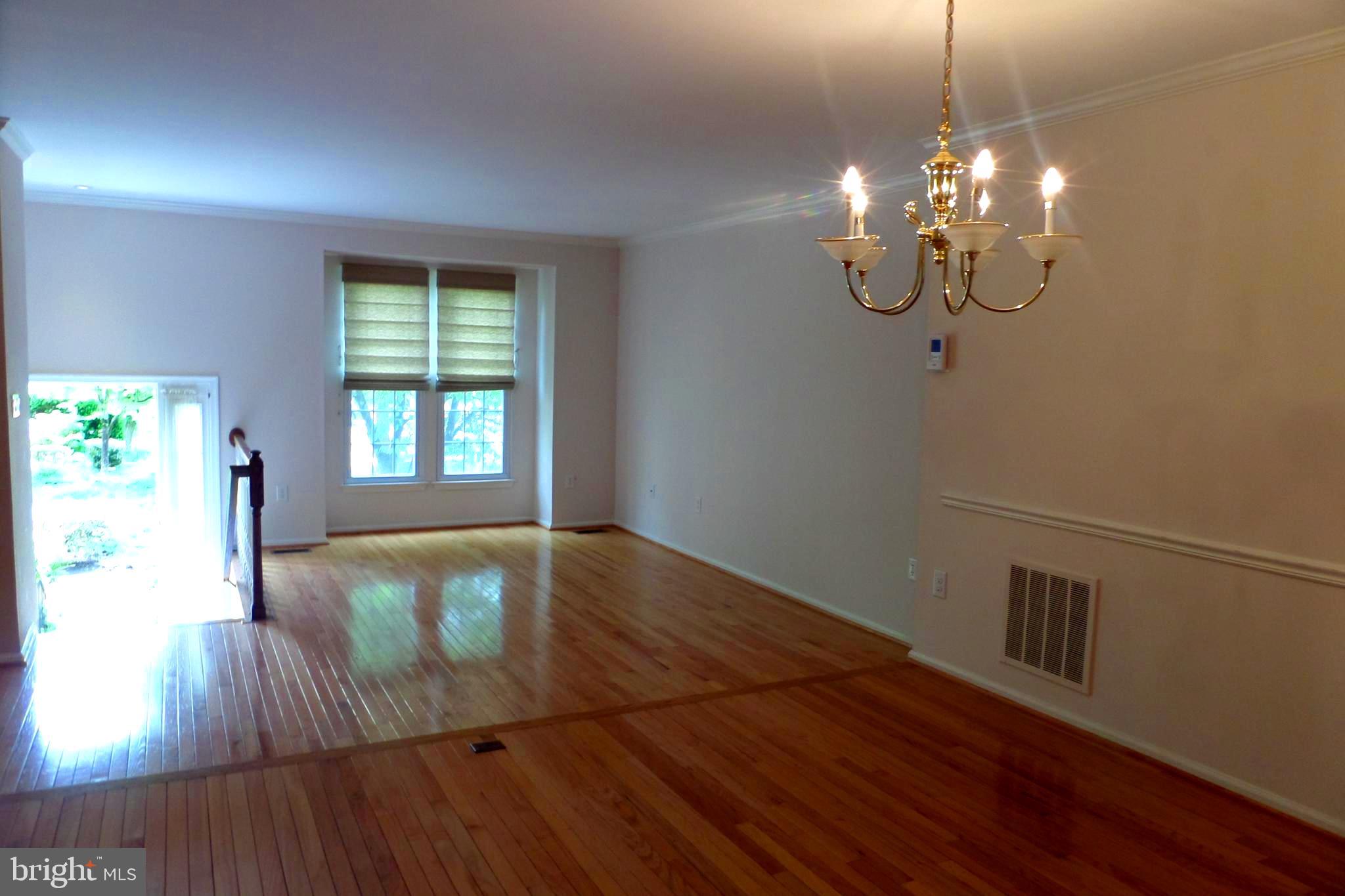 PARK OVERLOOK - Residential Lease