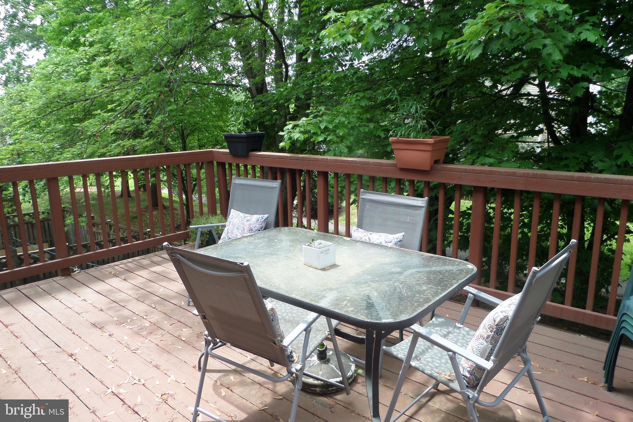 PARK OVERLOOK - Residential Lease