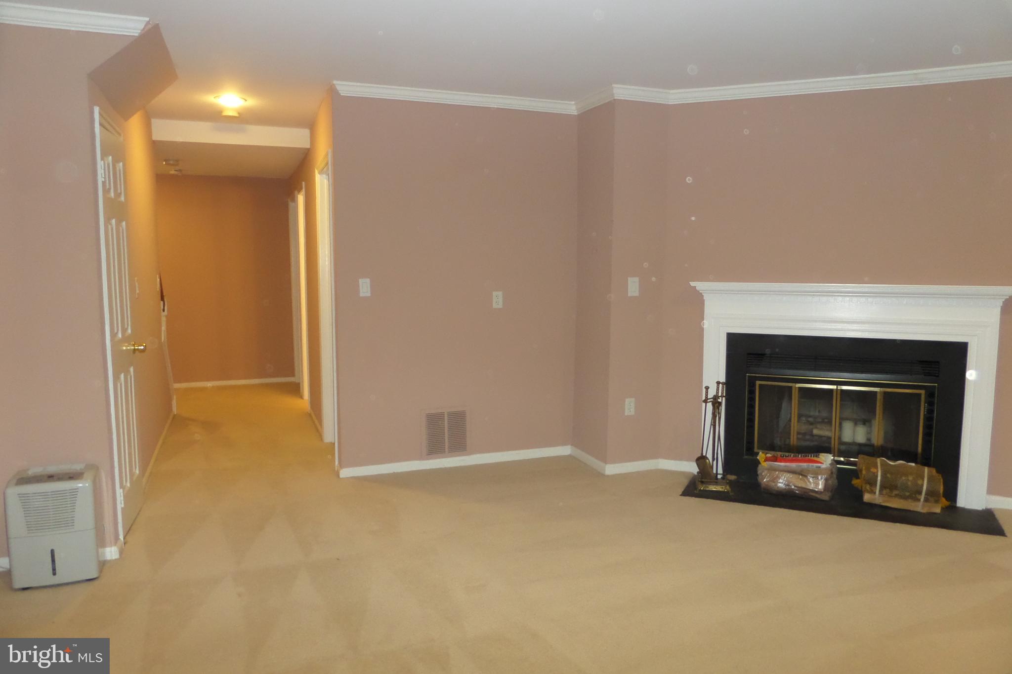 PARK OVERLOOK - Residential Lease