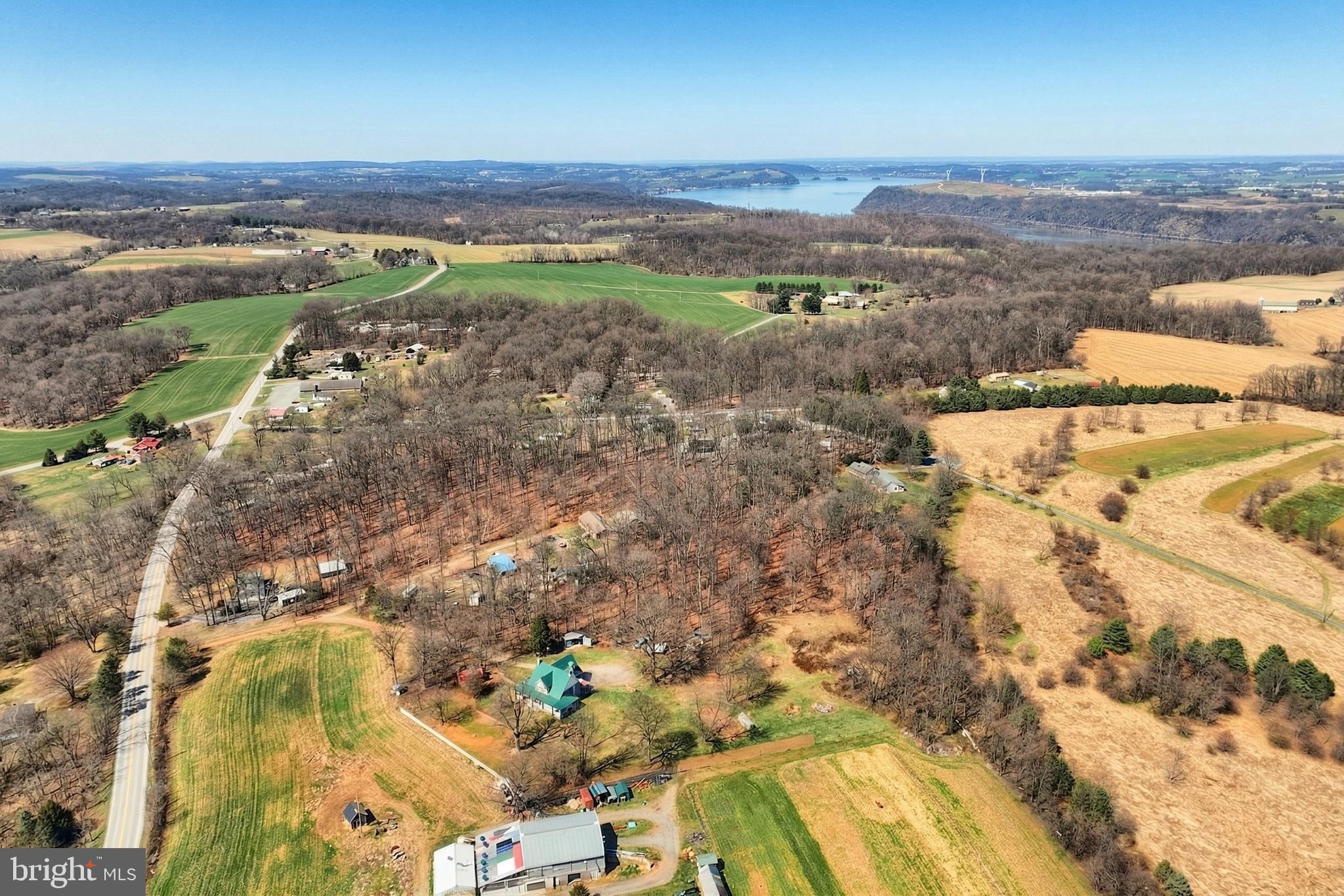 FELTON/BROUGEVILLE - Residential