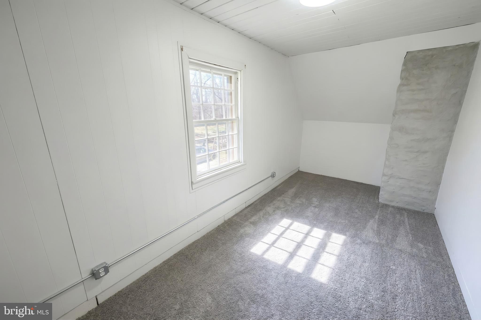 FELTON/BROUGEVILLE - Residential