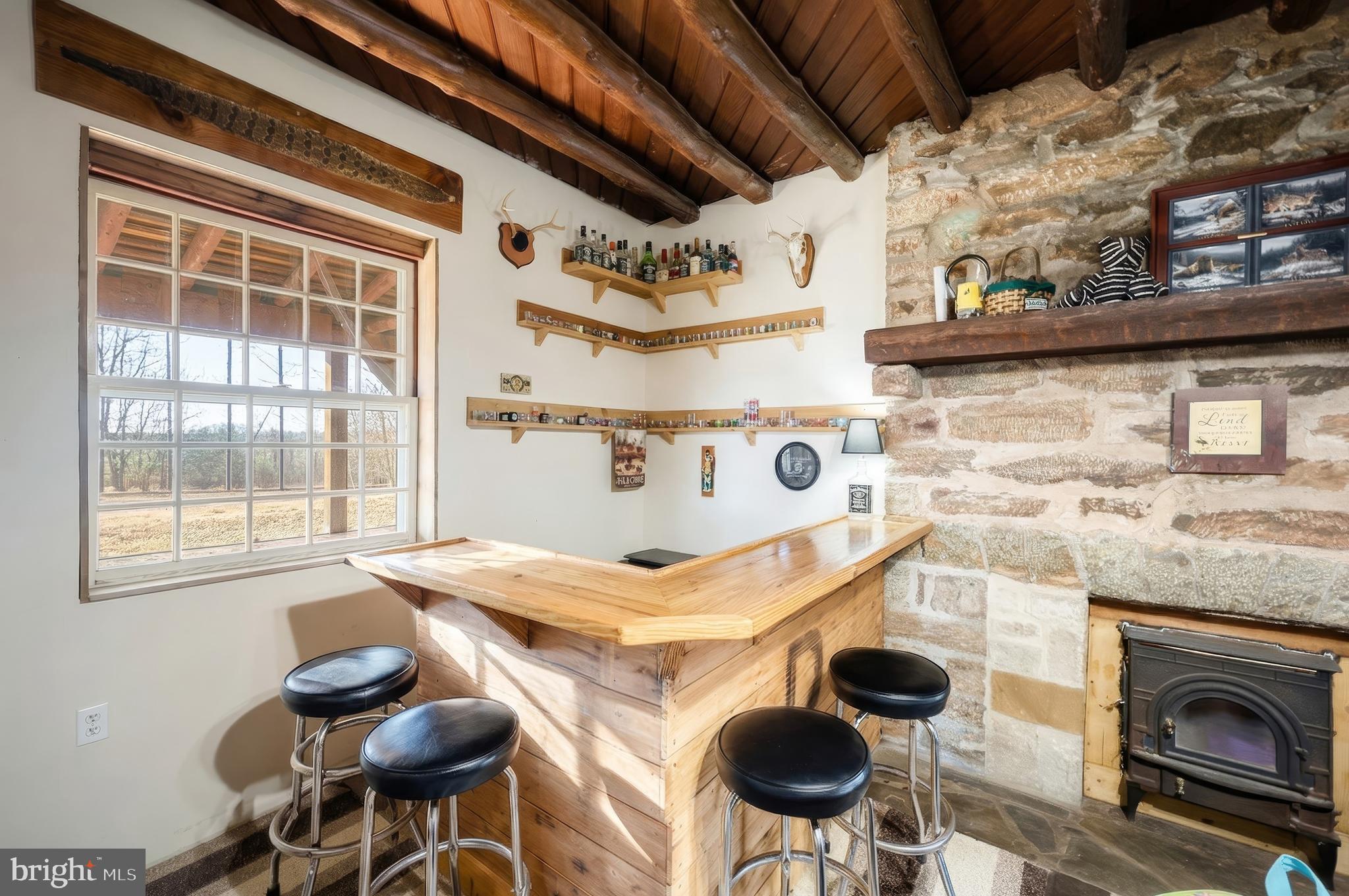 FELTON/BROUGEVILLE - Residential