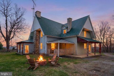 Homes For Sale - 2060 Furnace Road<br/> FELTON, PA 17322