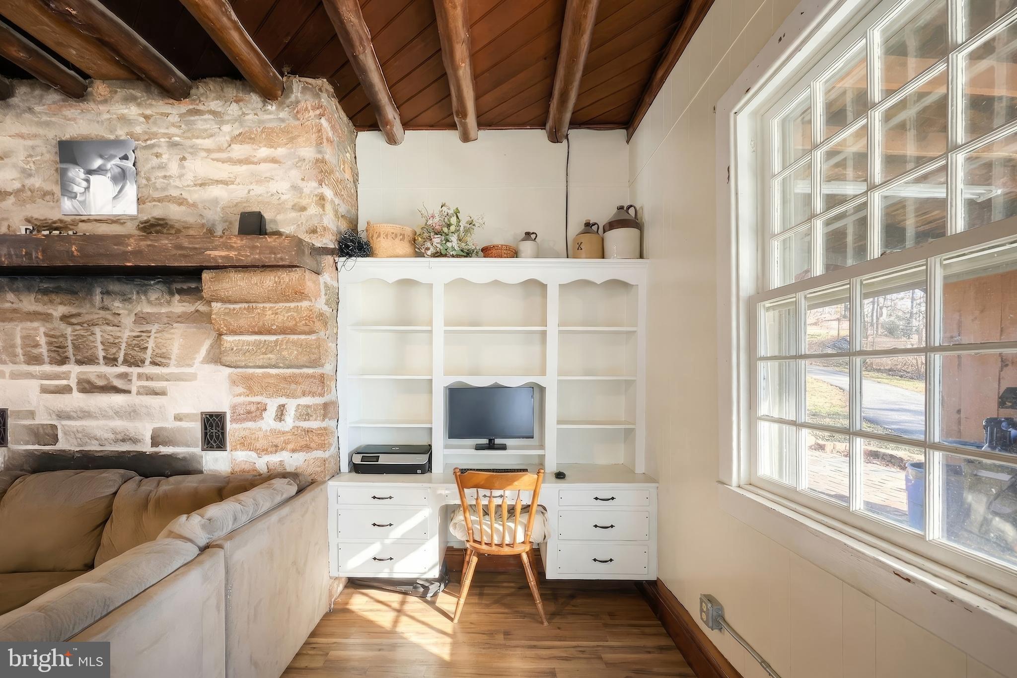 FELTON/BROUGEVILLE - Residential