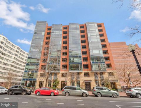 Photo of 1117 10th Street NW #505, WASHINGTON, DC 20001 (MLS # DCDC2266088)