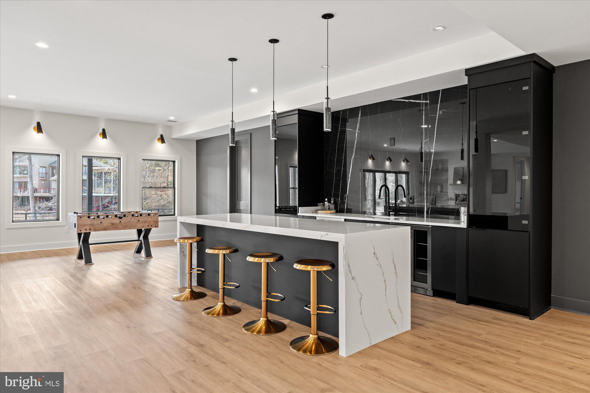 SALONA VILLAGE - Residential