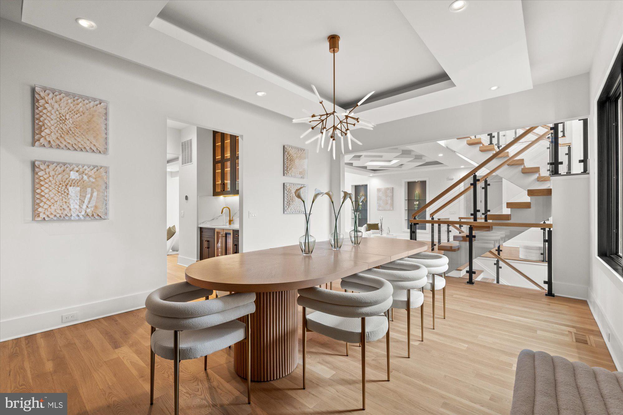 SALONA VILLAGE - Residential