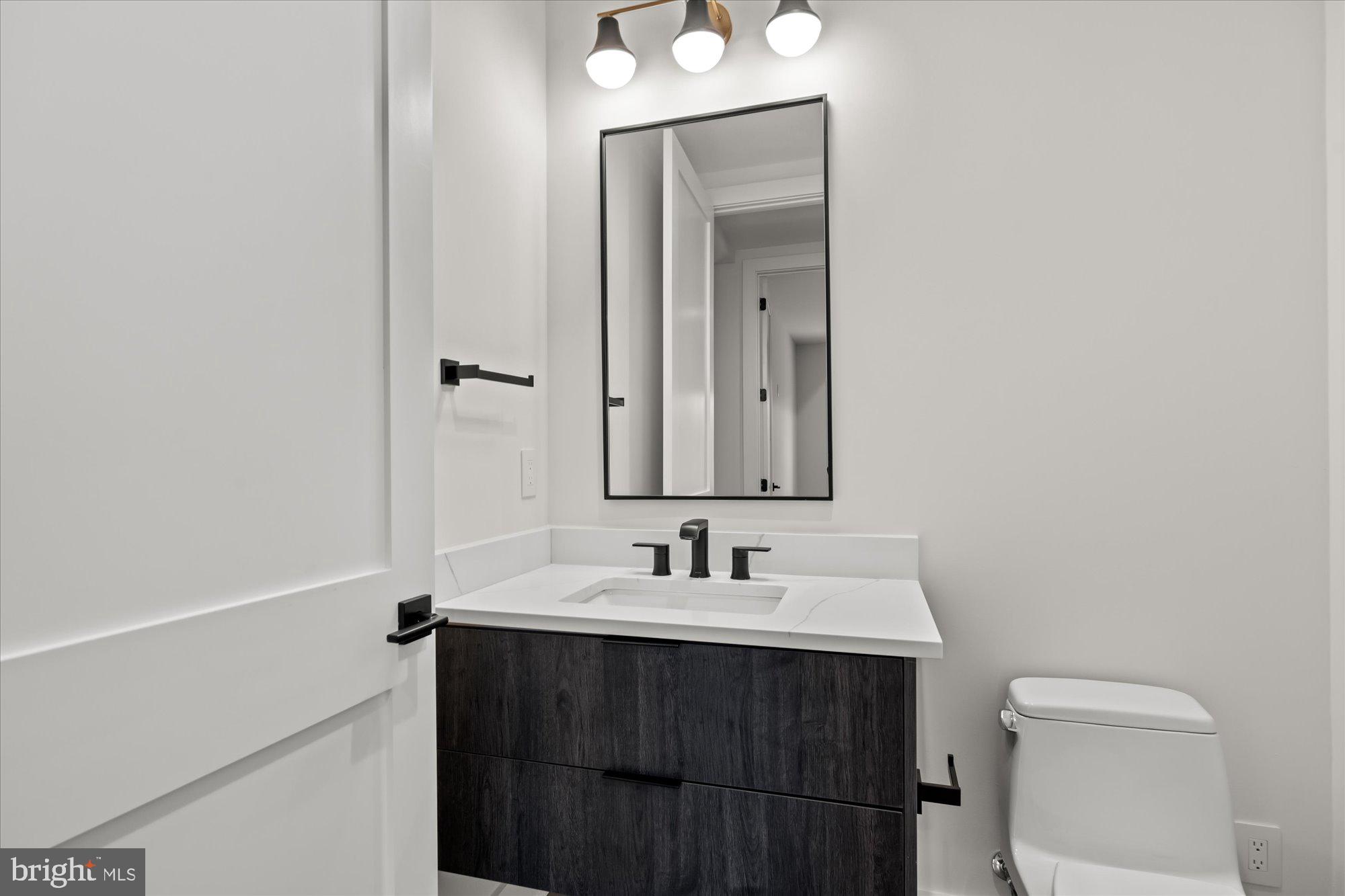 SALONA VILLAGE - Residential