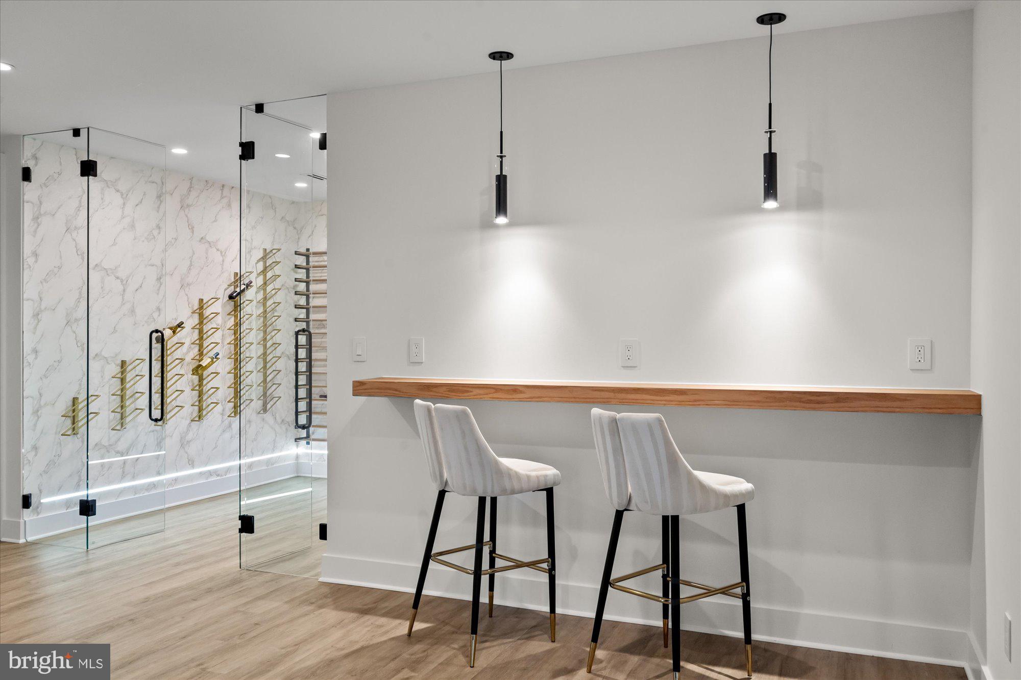 SALONA VILLAGE - Residential