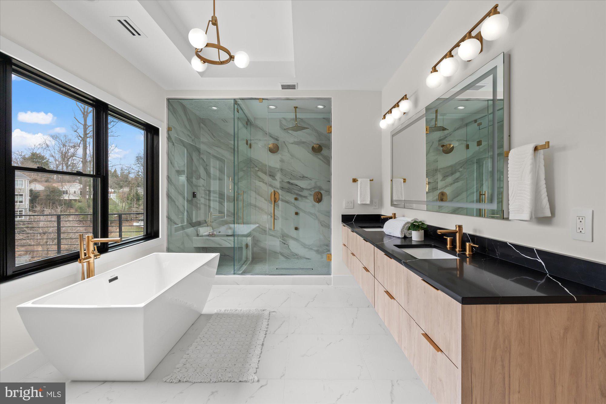 SALONA VILLAGE - Residential