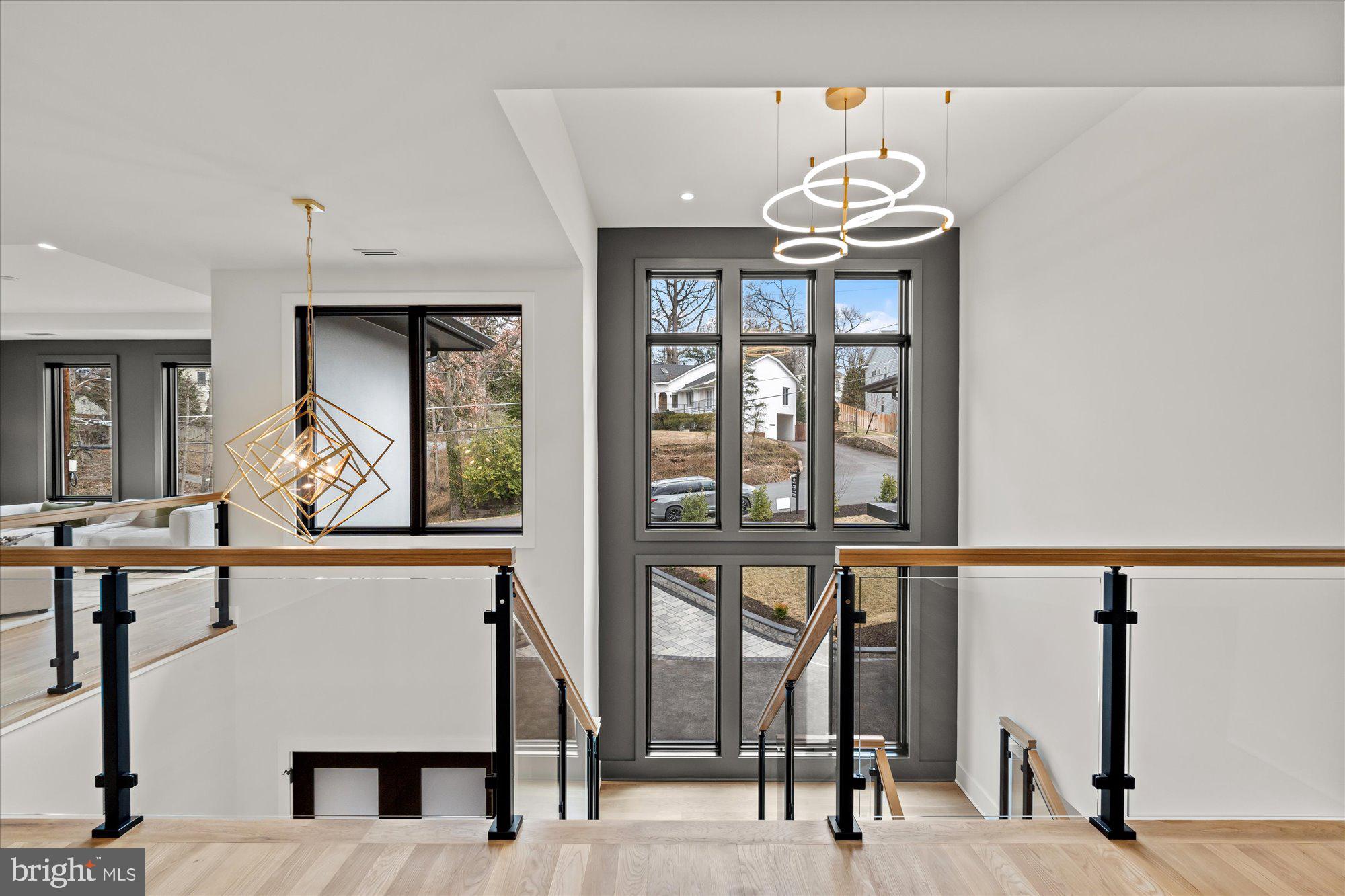 SALONA VILLAGE - Residential