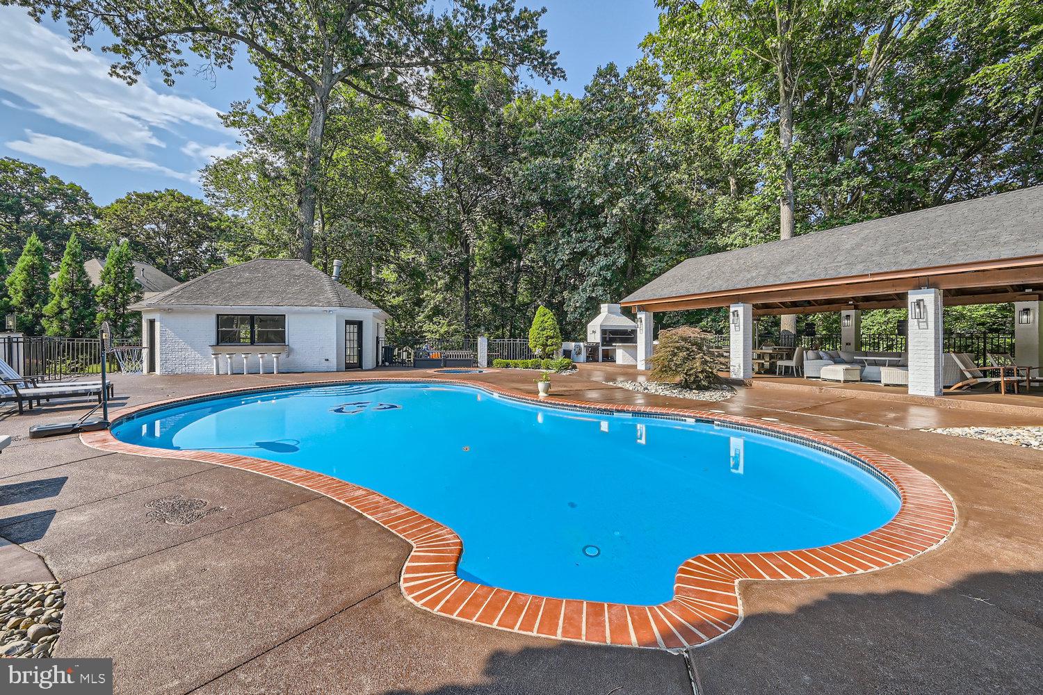 BEAVER CREEK ESTATES - Residential