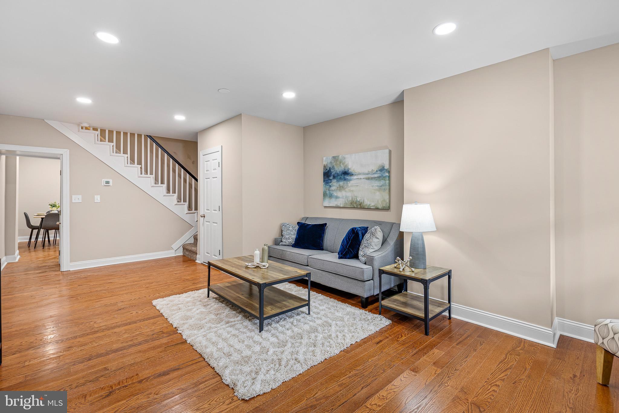 308 N FRANKLIN STREET