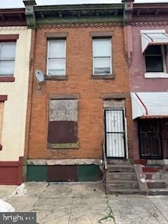 Investor Special – $45K!
Priced to sell, this property is a blank canvas ready for a full renovation. Perfect for investors or flippers looking to maximize returns, it’s being sold as-is and offers major upside potential.