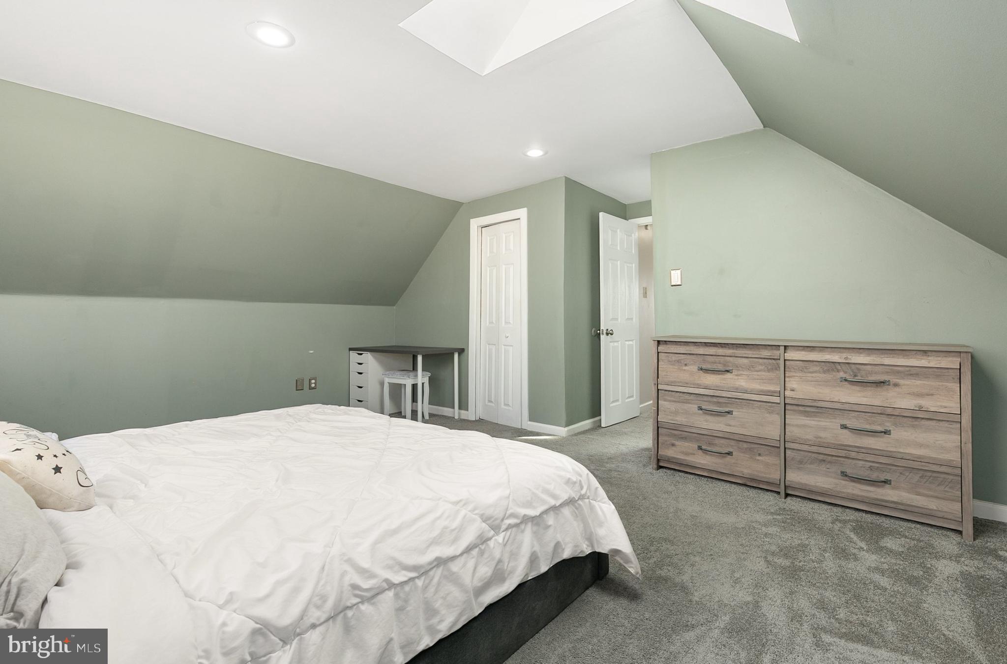 ROCKLEDGE AT BELAIR - Residential