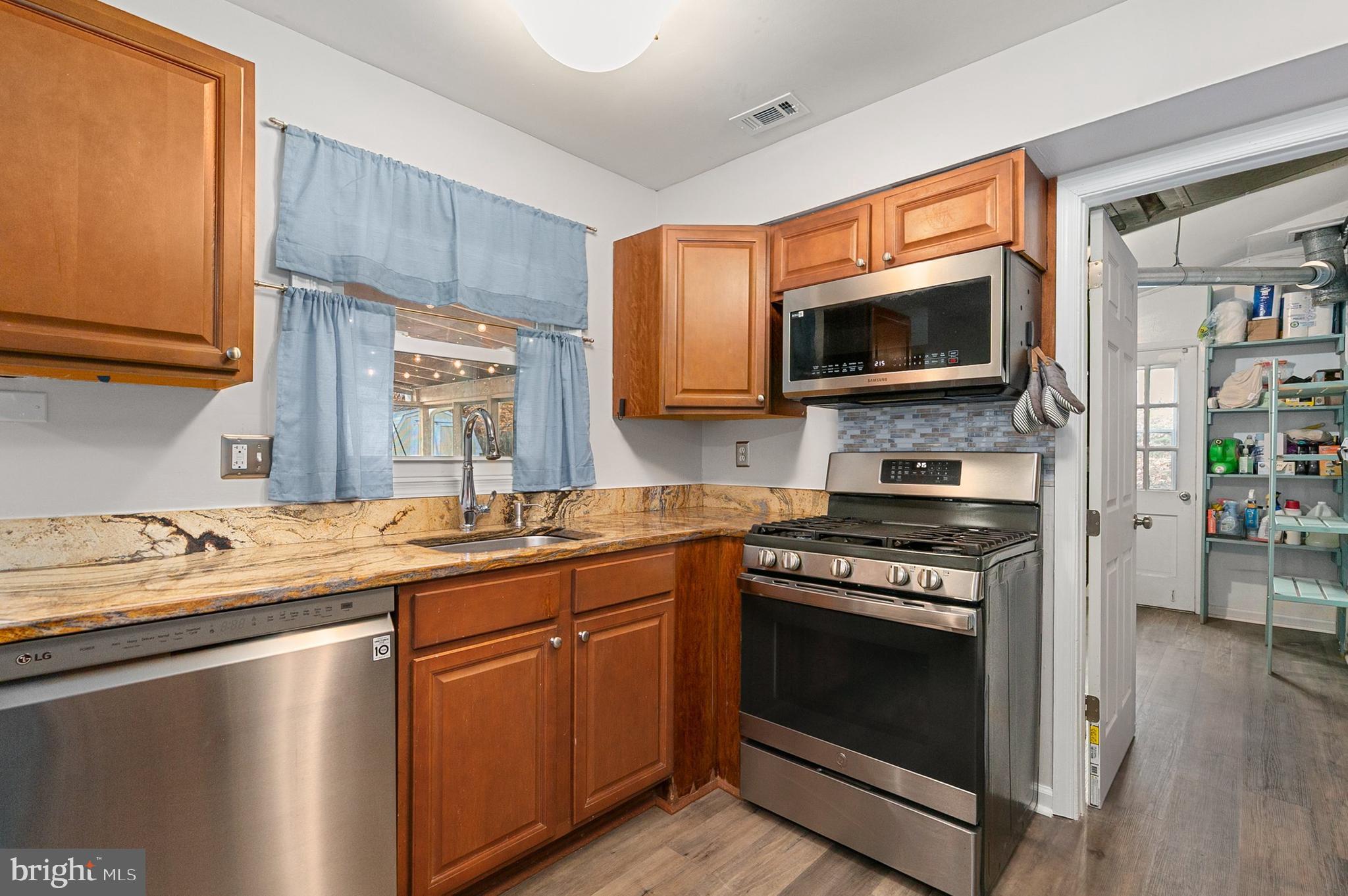 ROCKLEDGE AT BELAIR - Residential