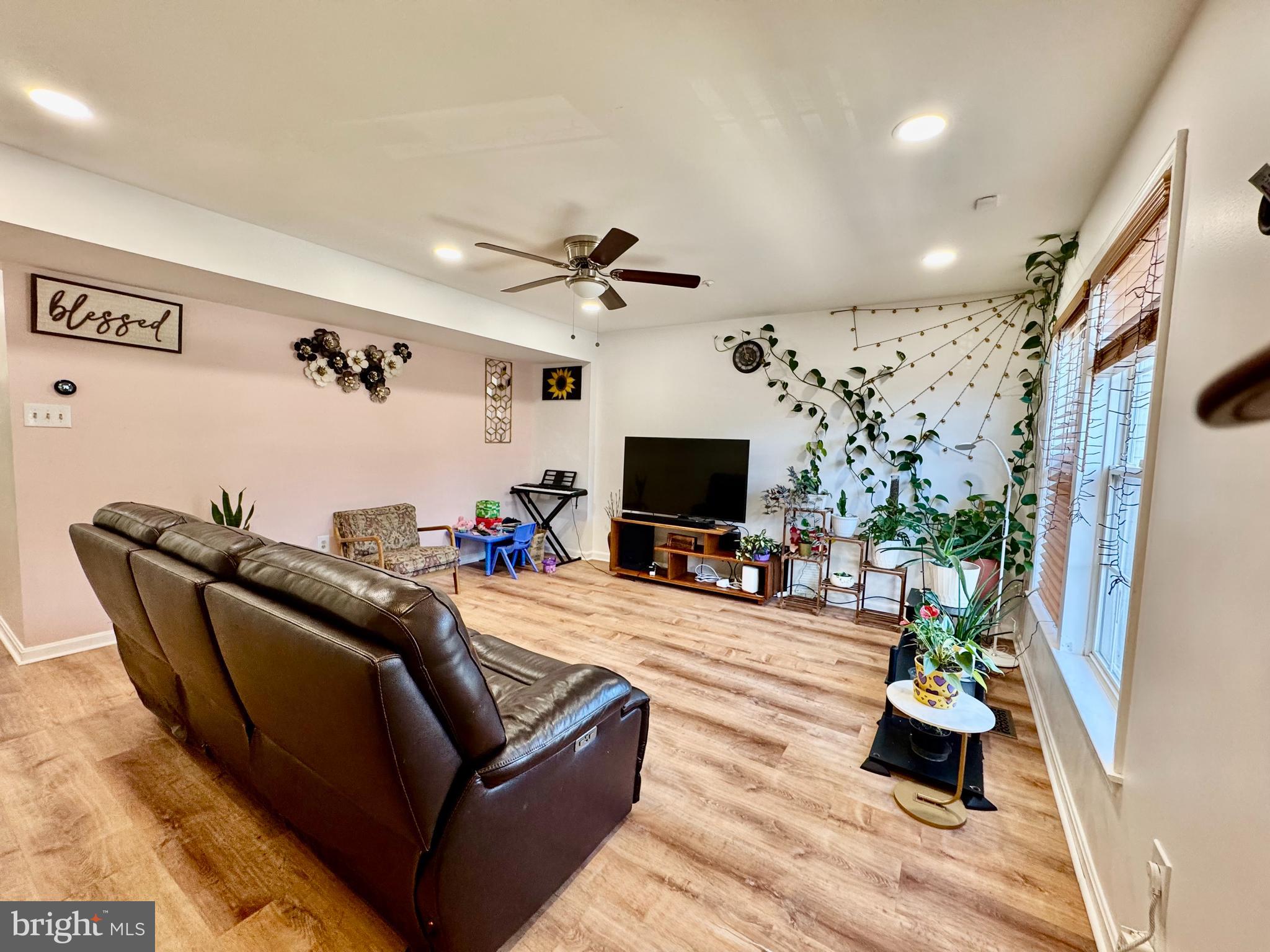 PROSPECT VIEW - Residential Lease