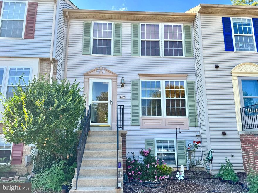 4-bedroom rental - Students are welcome, multi-generational or shared 2-family living is acceptable.  Spacious and updated townhouse in the much-desired and very convenient location.  3 fully finished levels with 4 bedrooms and 2.2 baths. Recent upgrades - Brand new LVP floors on the main level. Brand new kitchen cabinets, backsplash, and quartz counters. Upgraded stainless steel appliances. Fresh paint throughout and updated carpet.  Brand new recessed lighting. New HVAC- 2019, New toilets - 2024. New flooring in the bathrooms. Updated deck. The main level features a spacious living room, kitchen, and a half bath with new LVP flooring. The kitchen has a huge island and a new sink faucet. The door from the kitchen leads to an updated deck. The top floor consists of a master bedroom and two additional decent-sized bedrooms with 2 full baths. Generous closet space and new carpet. The basement has a 4th bedroom or office, a large recreational room,  half bath, and utility room with a storage space. The glass sliding door leads to a paved patio and a fully fenced backyard. perfect for gardening, with privacy and greenery views. Plenty of visitor parking. Close to stores, restaurants, parks & schools. Great location for commuters with easy access to Route(s) 15, 70, 270, and 340. A must see!!!